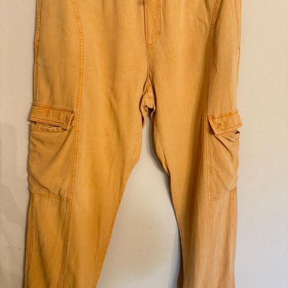by Anthropologie Linen Utility Cargo Pants Size 14 Pockets Mustard Yellow - Picture 4 of 13